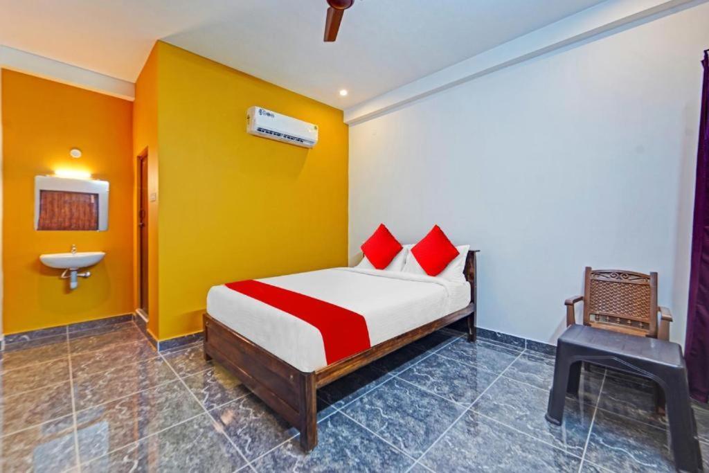 Hotel Mgr Puduččéri Exteriér fotografie